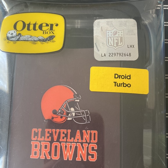 NFL  Otter Box Defender - Picture 3 of 13